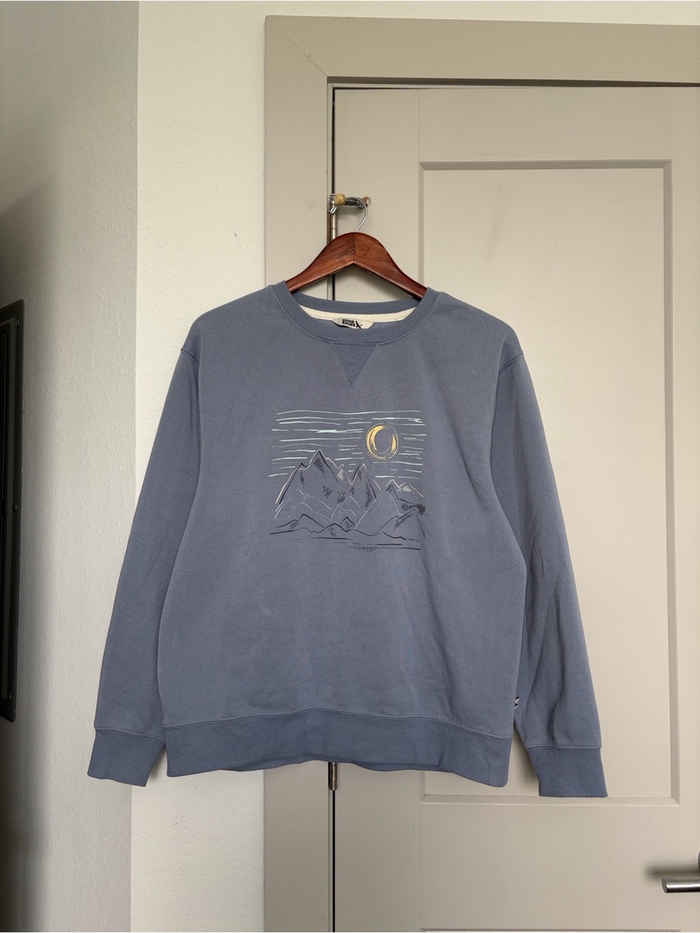 EDDIE BAUER GRAPHIC CREW SWEATSHIRT SLATE BLUE WOMEN’S LARGE